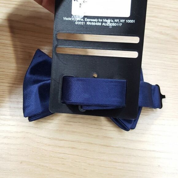 ALFANI Mens Bow Tie Blue Satin Adjustable Pre-Tied - Picture 2 of 3